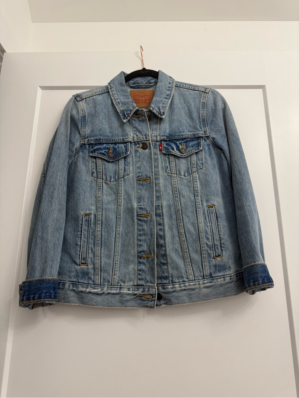 Levi’s Original Trucker Denim Jacket Light Wash Size Small